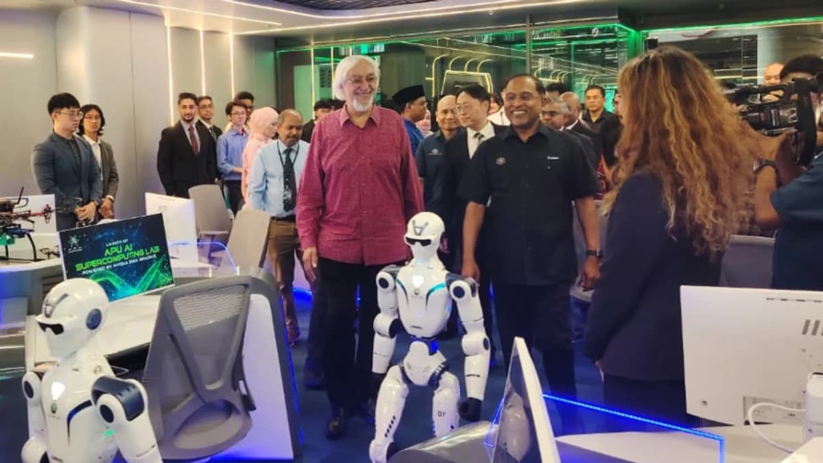 APU's launch of Malaysia's first NVIDIA DGX Spark AI supercomputing lab
